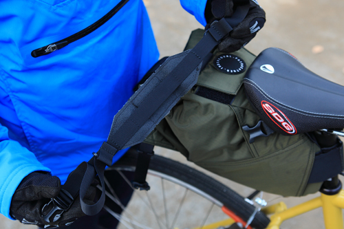 seatbag16[ seatbag16[