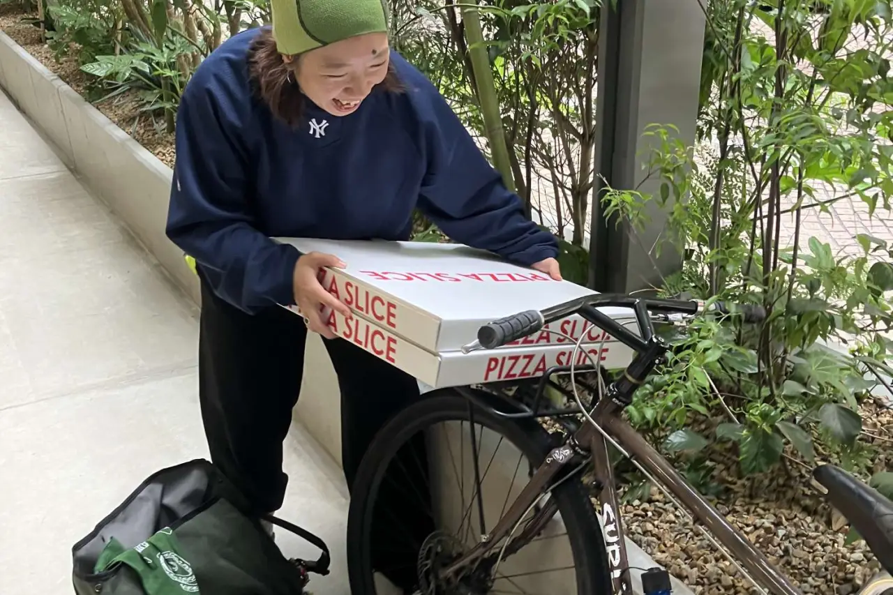 SURLY straggler チャコ (デザイナー)